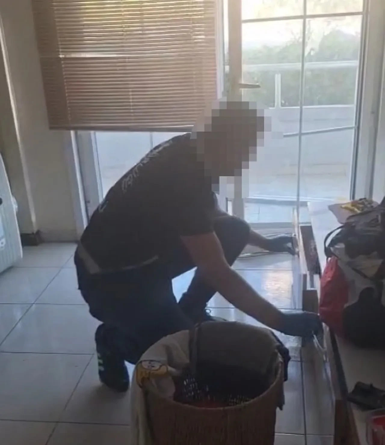 Otomobil hırsızlığında bu yönteme dikkat! Taktikleri yine 'pes' dedirtti!