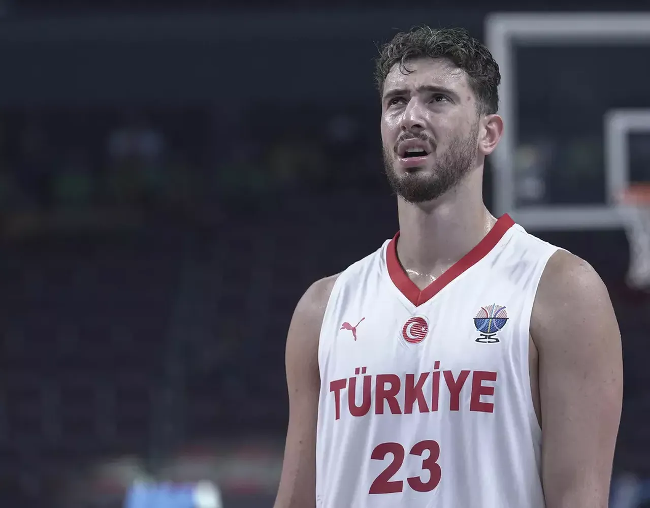 Ergin Ataman ateş püskürdü! Eurobasket 2025'teki zafer sonrası röportajda tepki gösterdi: 'Saçmalık'