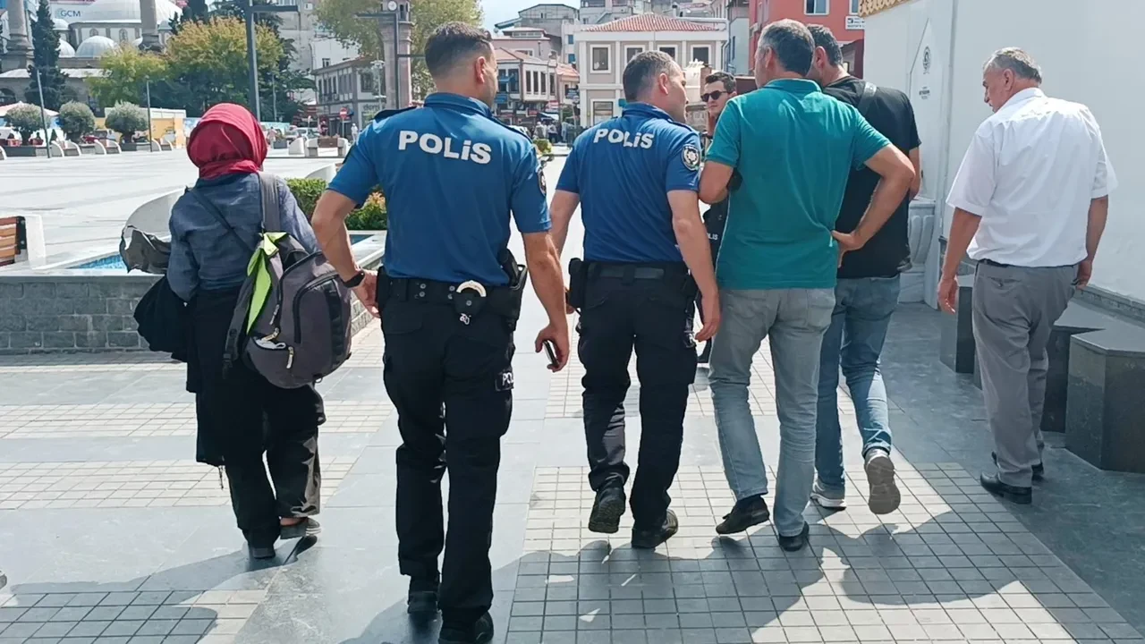 Samsun'da kırmızı alarm! Şüpheli çanta ekipleri harekete geçirdi