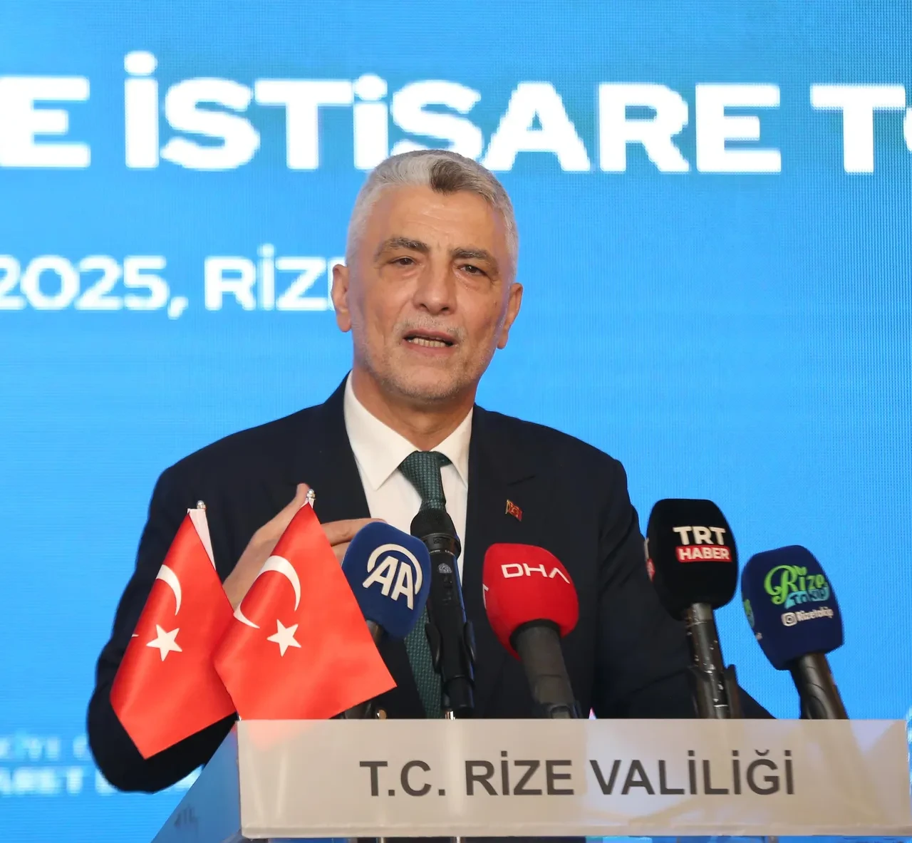 Ticaret Bakanı Bolat: Halkını, milletini düşünen güçlü bir ittifak var