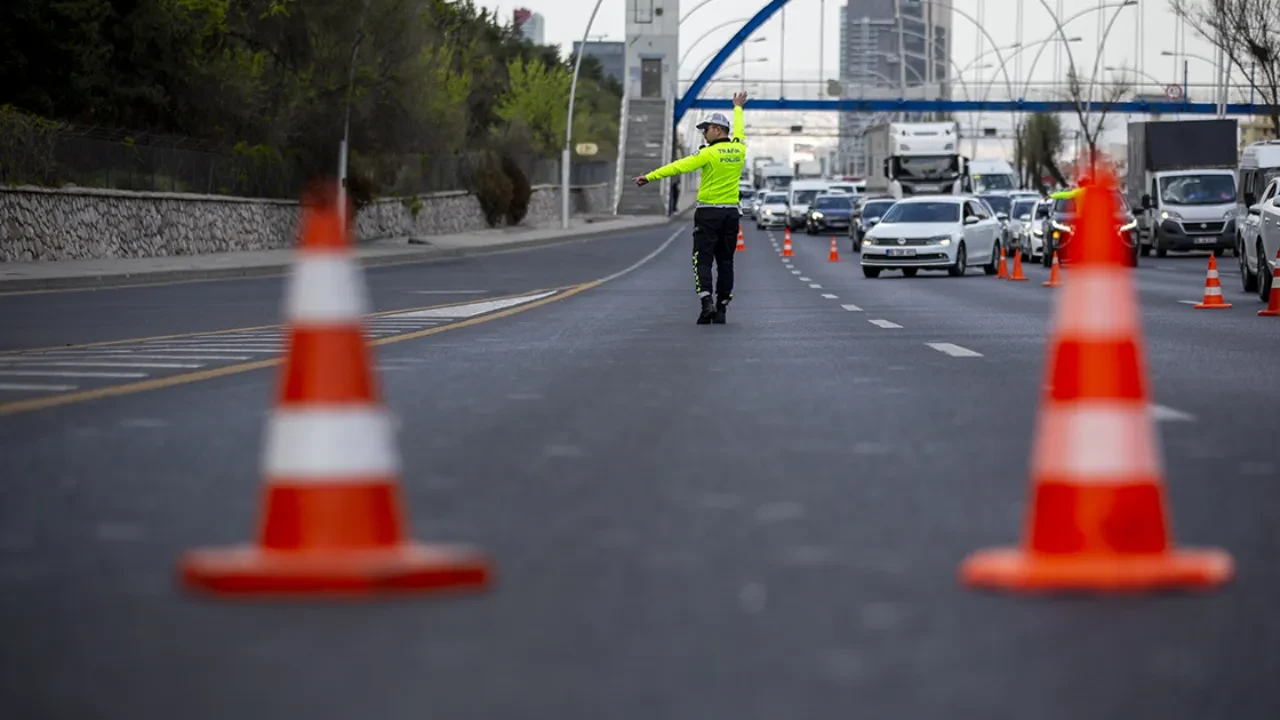 Yarın İstanbul’da hangi yollar kapalı, neden? 7 Eylül Pazar günü kapalı olan yollar