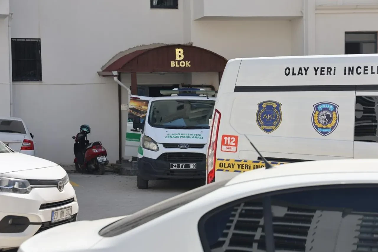 Evinde eşiyle yakaladığı kişiyi öldüren başkomiser hakkında karar çıktı