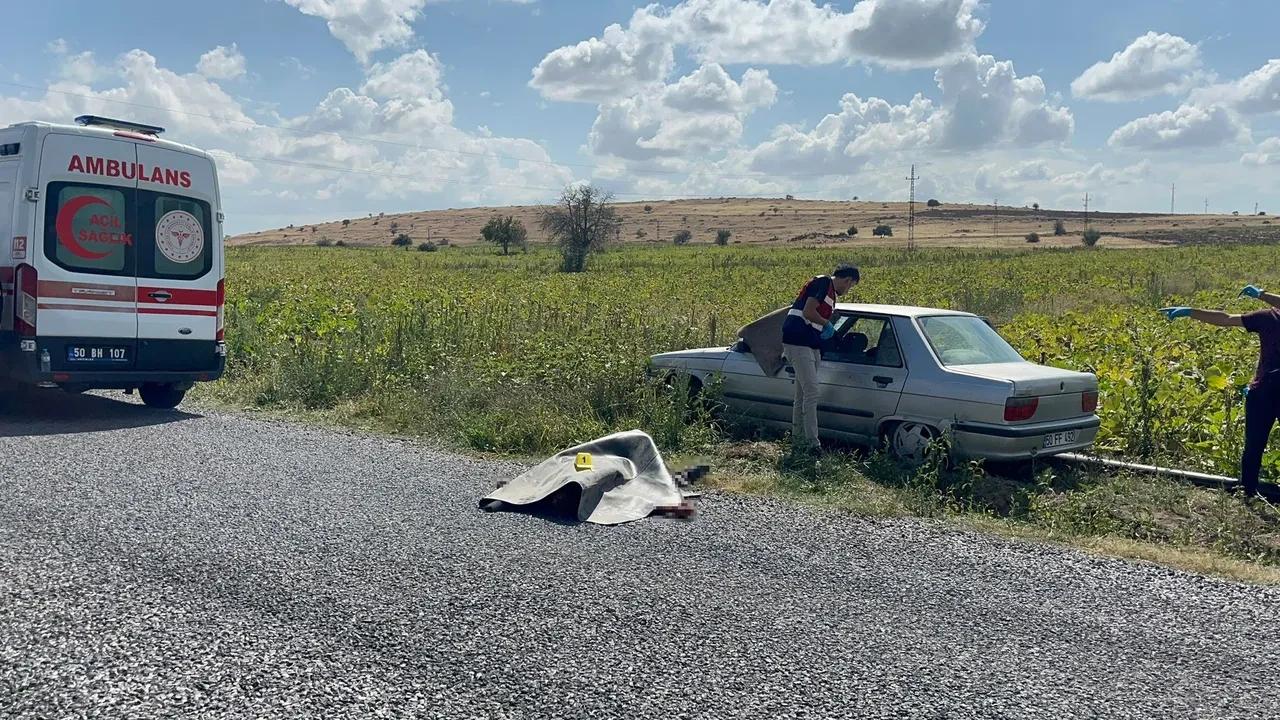 İki kardeşe kanlı pusu! Cani komşu sonları oldu: Otomobil kan gölüne döndü