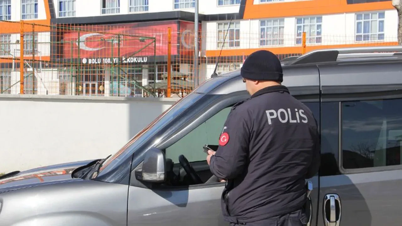 İstanbul Emniyet Müdürlüğü okullarda alınacak tedbirleri açıkladı