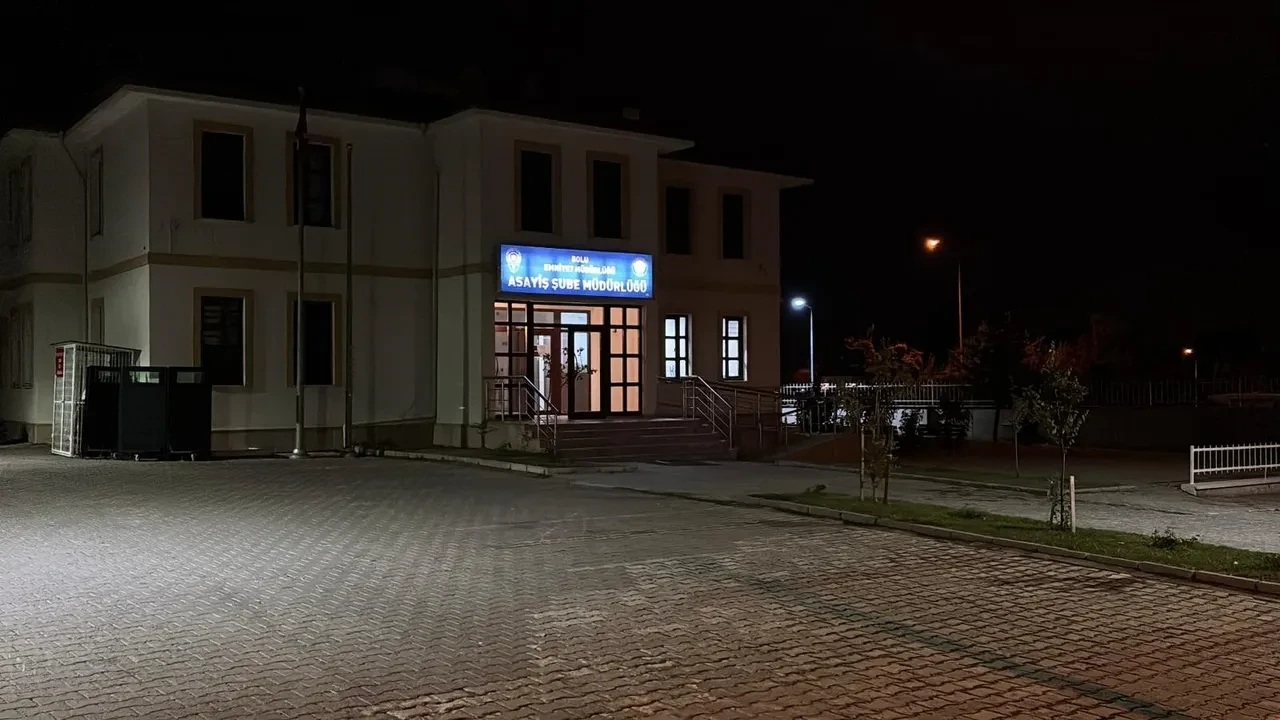 Kayınpederinin evini kundaklarken 12 yapıyı yakmıştı! 3 gün ormanda saklanan kundakçı yakalandı
