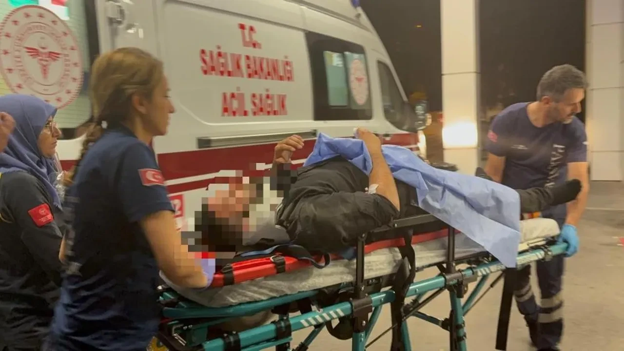 Kayseri’de feci kaza! Eski TOFAŞ ortadan büküldü