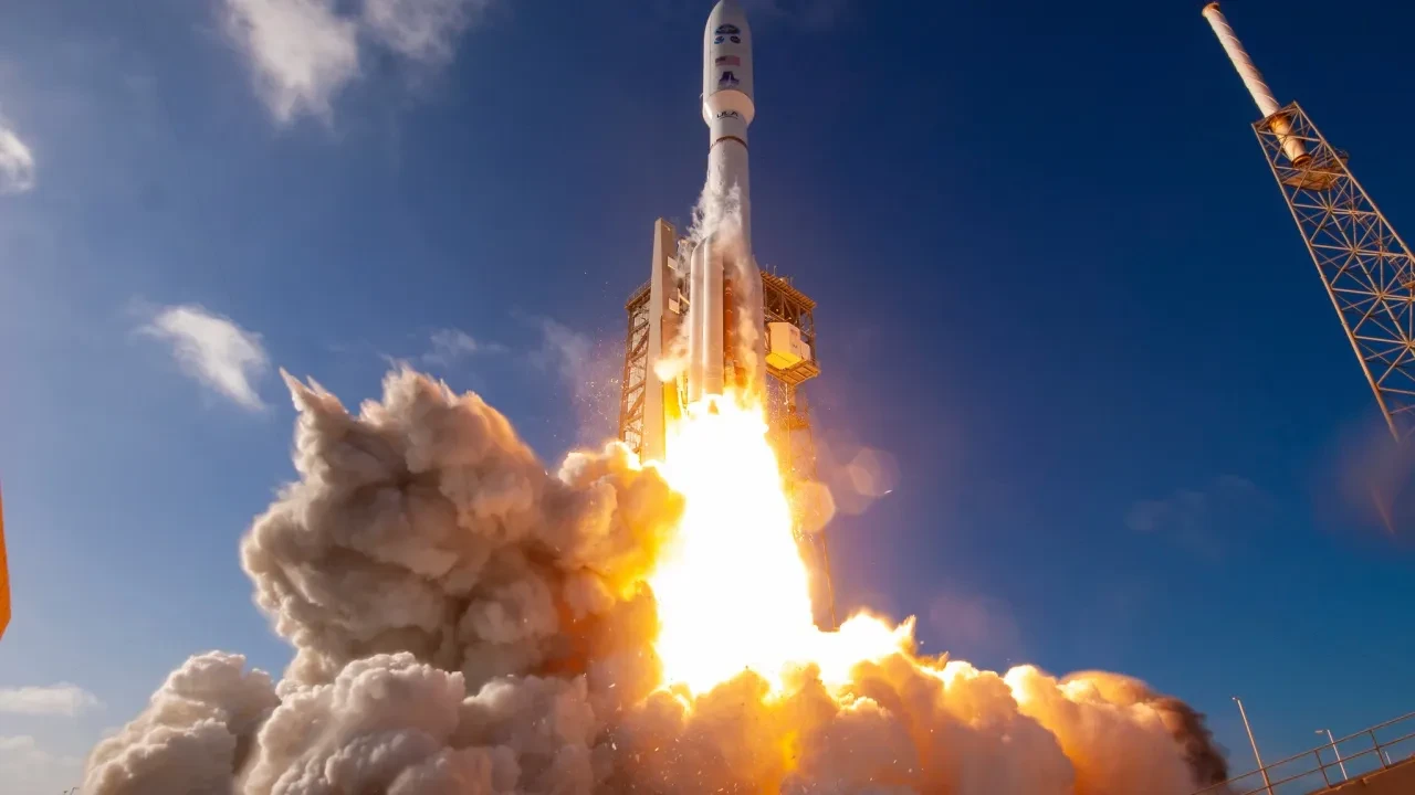 NASA'dan Dünya için hayati karar: Gezegenimizi kurtaracak teleskop göreve başlıyor