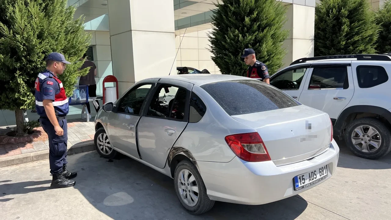 Trafikte şerit tartışması kanlı bitti: Durduramadığı araca ateş etti