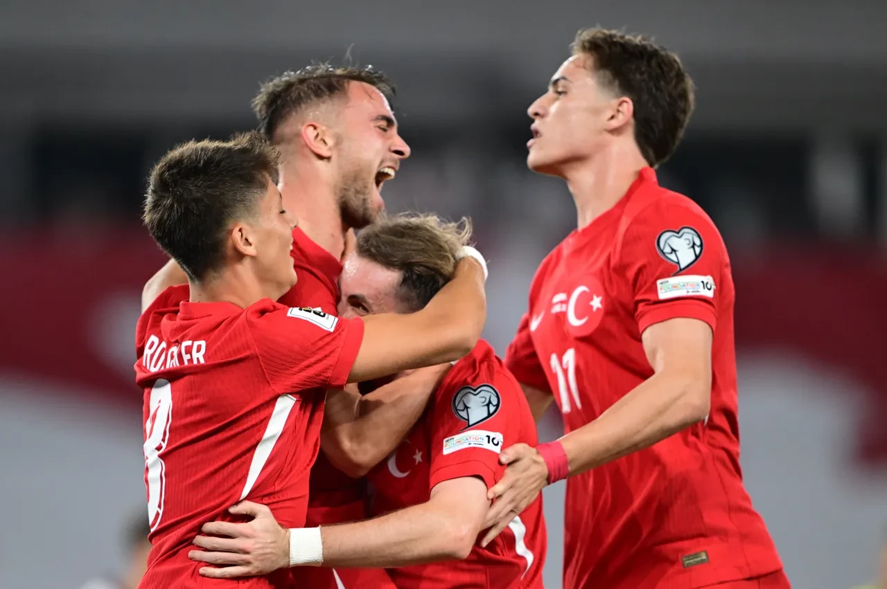 Türkiye İspanya maç kadrosu! Türkiye İspanya muhtemel ilk 11'leri belli oldu