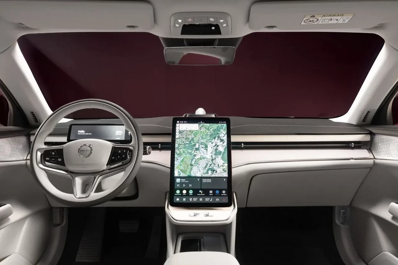 Volvo ES90 sahneye çıktı: 700 km menzilli elektrikli amiral gemisi