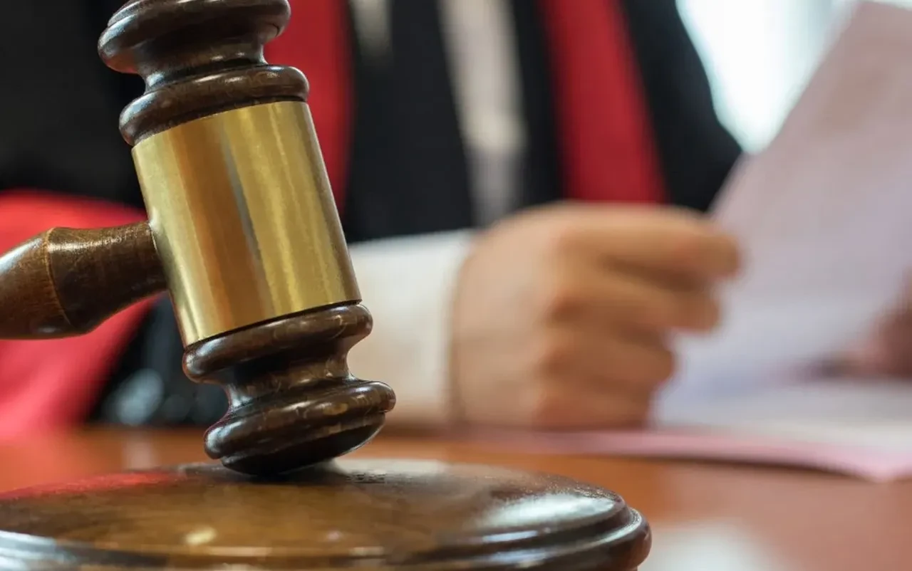Boşanan kadın 300 gün evlenemez kanunu değişecek mi? AYM karar için toplanıyor