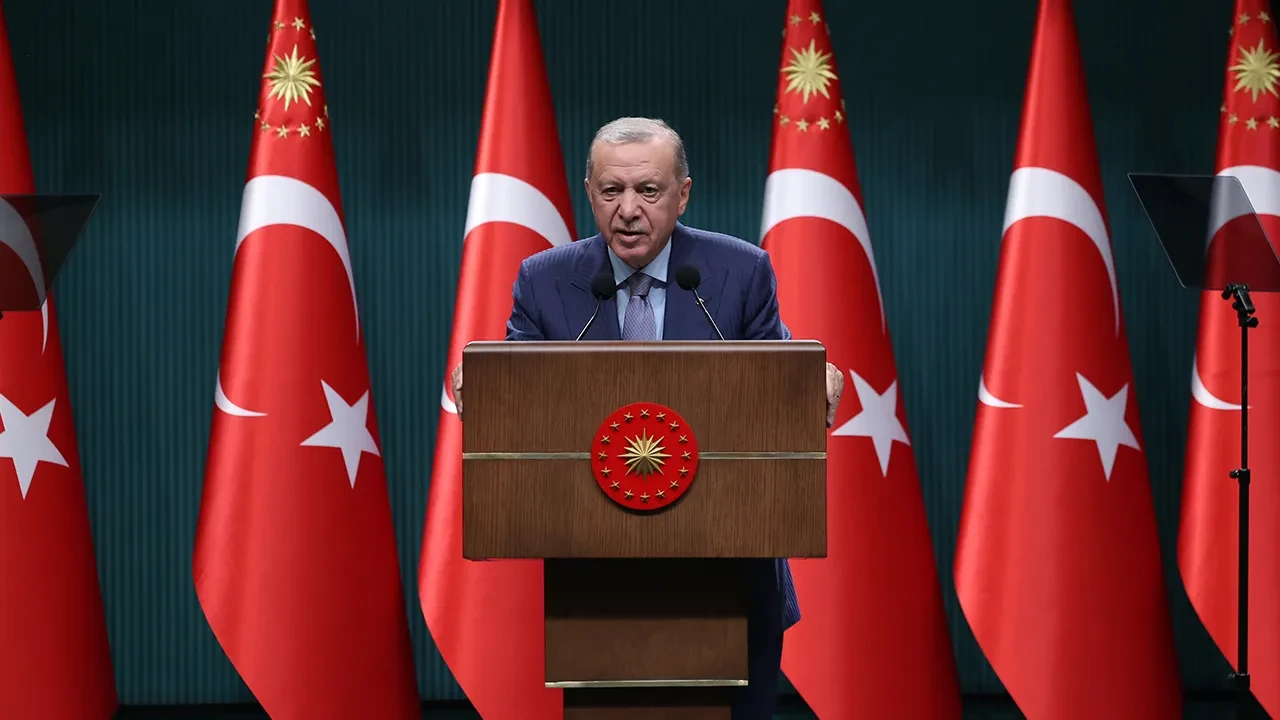 Cumhurbaşkanı Erdoğan duyurdu: Yuva kuracak gençlere verilen kredi artırıldı