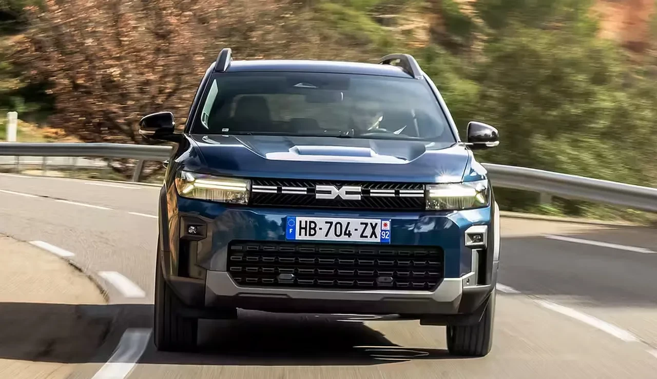 Dacia'dan sınırları aşan LPG'li hibrit! İnanılmaz menzil