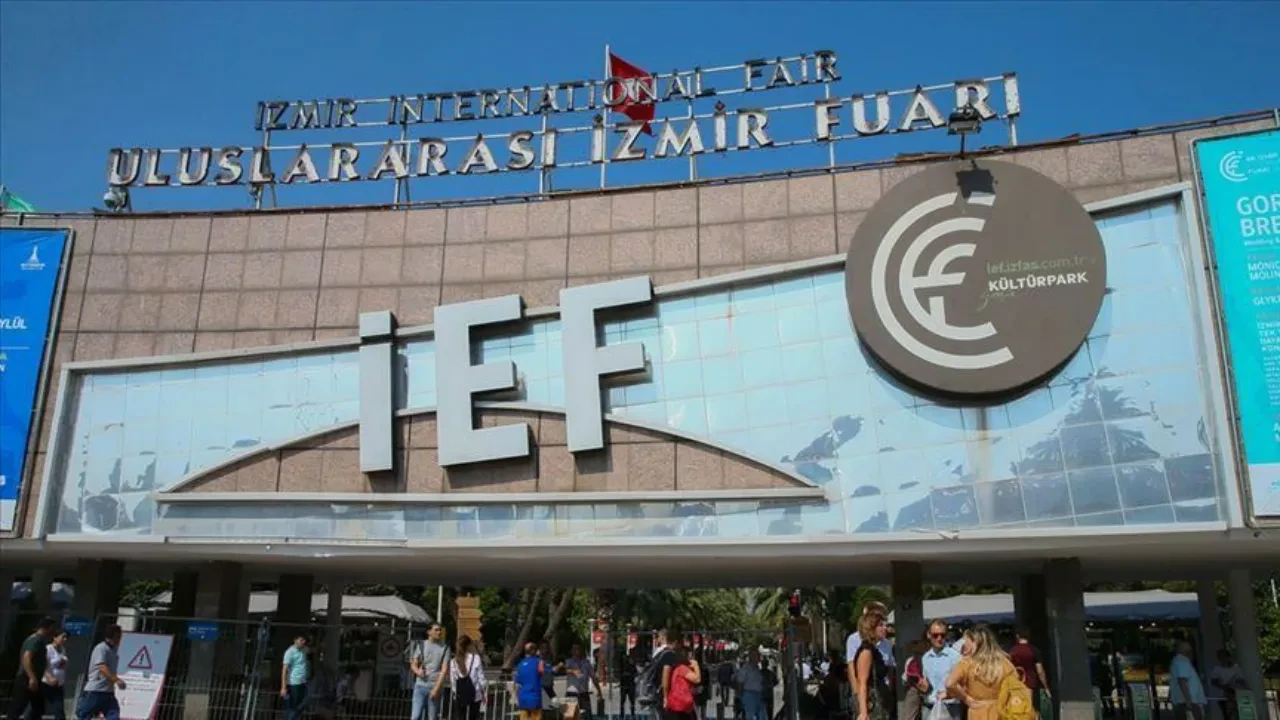 Duman, Mor ve Ötesi konseri iptal mi? İzmir Büyükşehir Belediyesi tarafından açıklama yapıldı