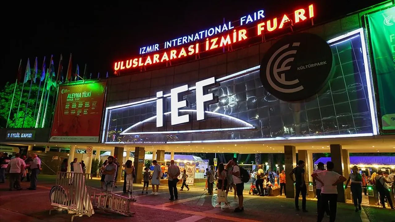 Duman, Mor ve Ötesi konseri iptal mi? İzmir Büyükşehir Belediyesi tarafından açıklama yapıldı