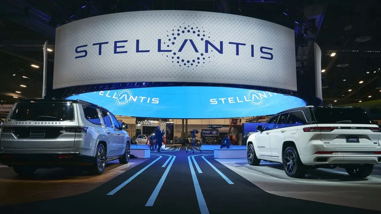 Elektrikli araçların sonu mu geliyor? Stellantis'ten radikal bir karar