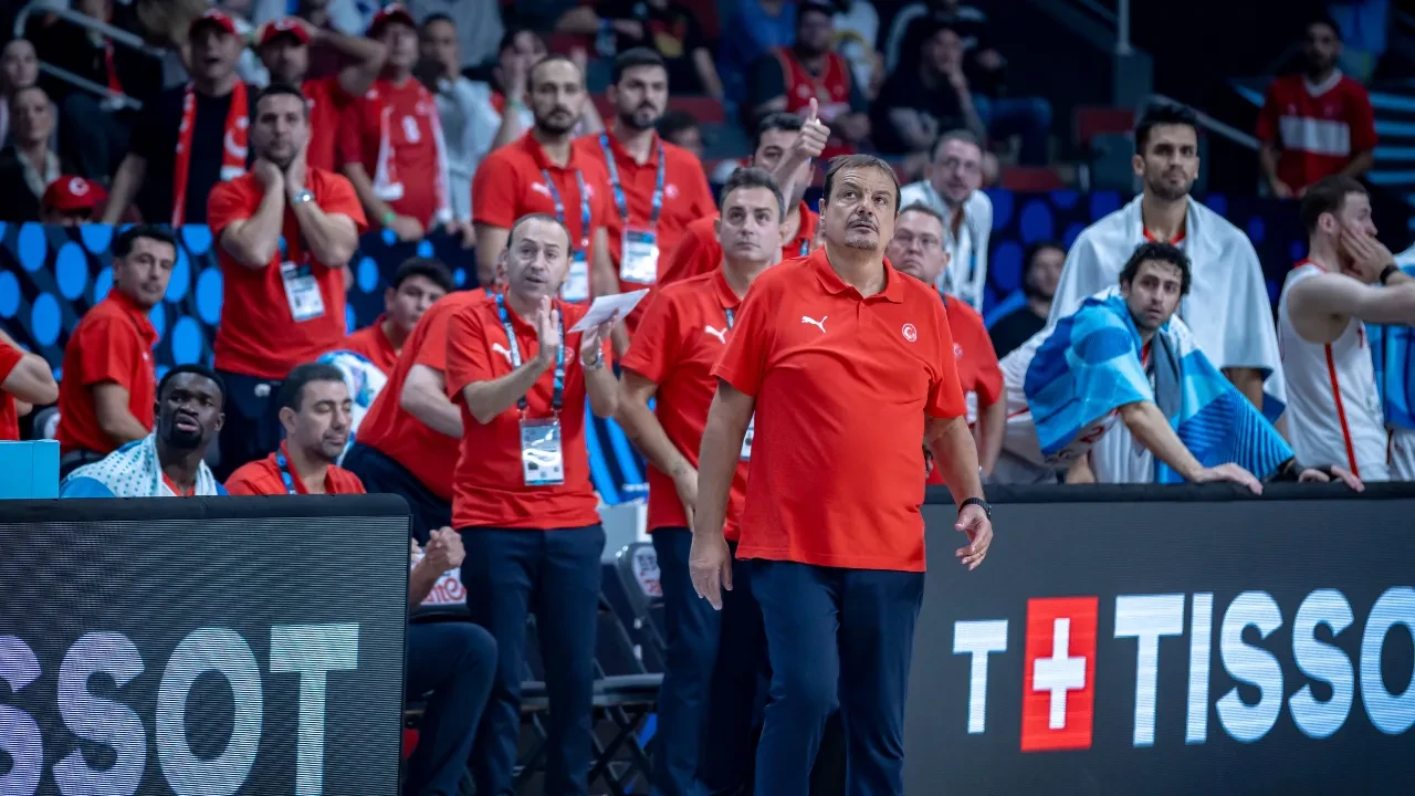 Ergin Ataman'dan kritik mesaj: "Favori iki takım elendi"