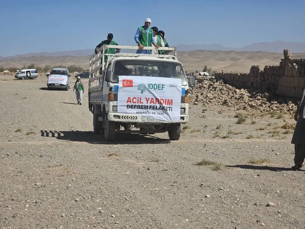 İDDEF, Afganistan’daki depremin yaralarını sarıyor