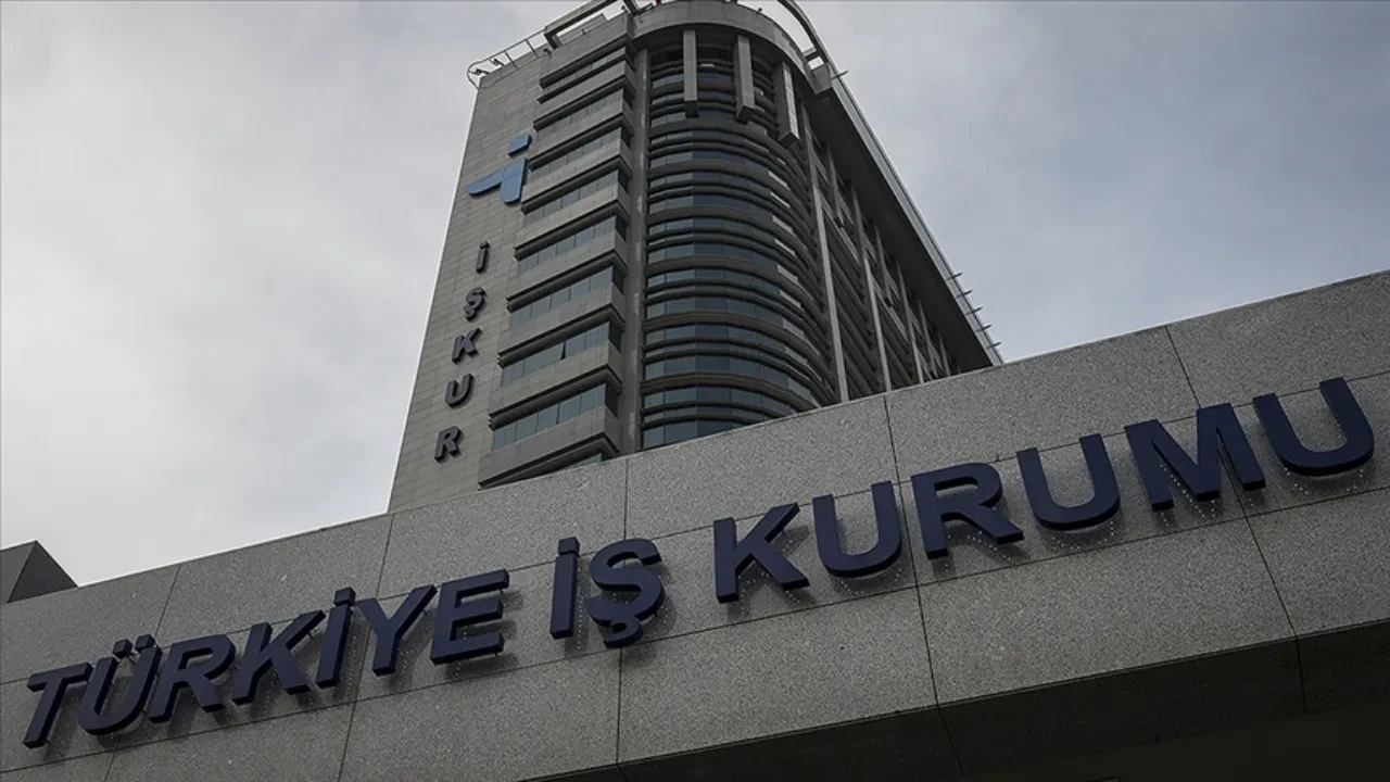İŞKUR, 8 ayda 1 milyon 19 bin 646 işe yerleştirme yaptı