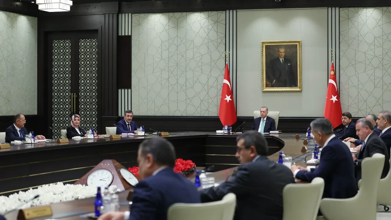 Kabine toplanıyor: Terörsüz Türkiye hedefi ve dış politika başlıkları masada
