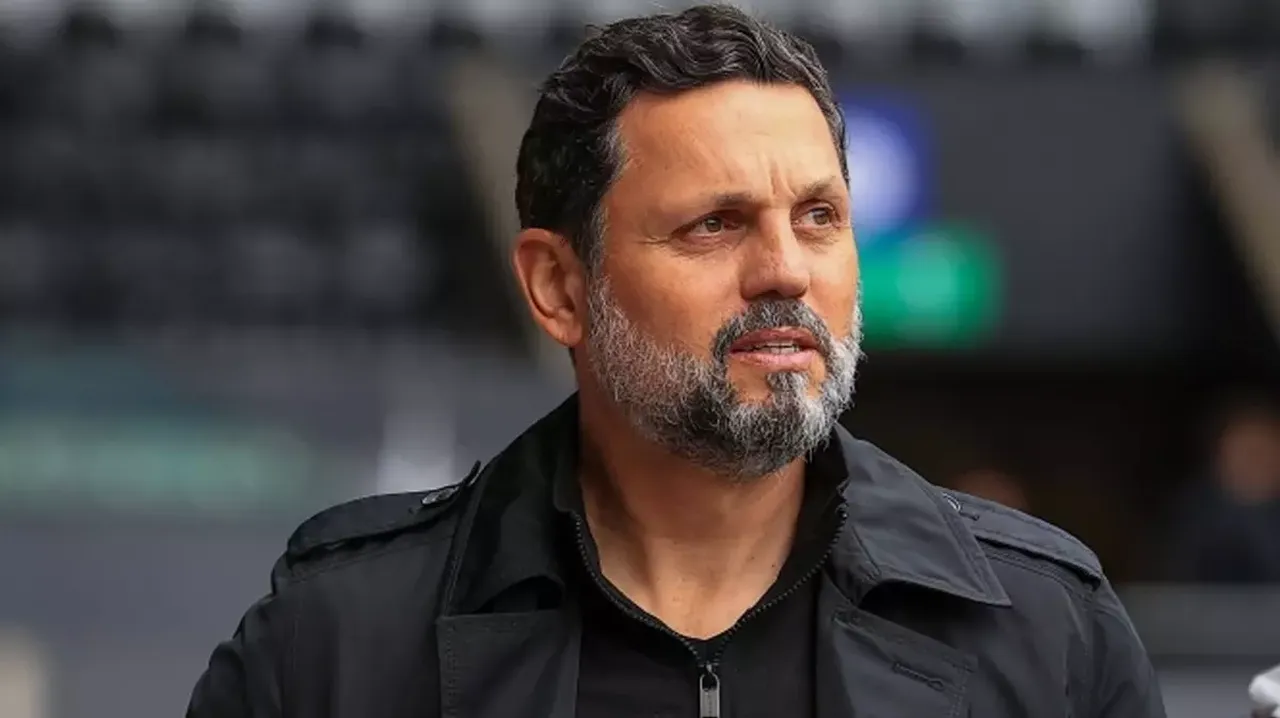 RAMS Başakşehir'de şok ayrılık! Çağdaş Atan dönemi resmen sona erdi: Yeni teknik adam belli oldu