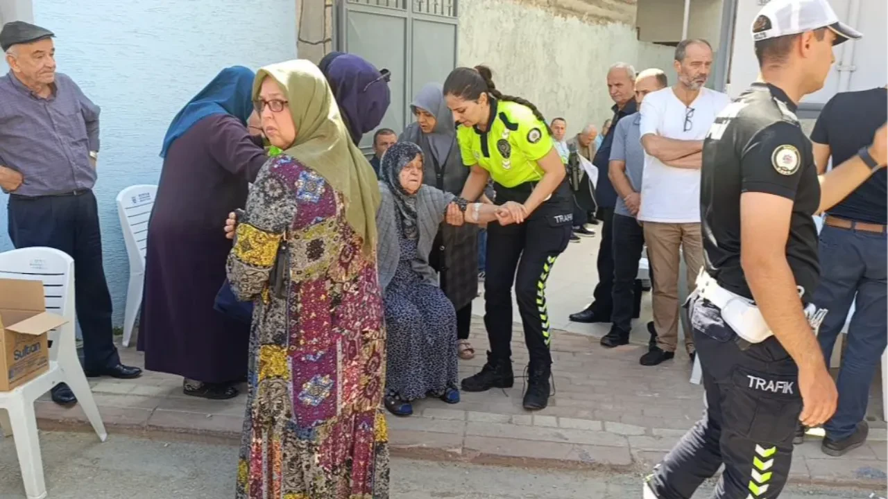 Şehidimizin annesi acı habere dayanamadı! Hastaneye kaldırıldı
