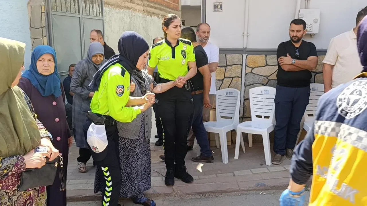 Şehidimizin annesi acı habere dayanamadı! Hastaneye kaldırıldı