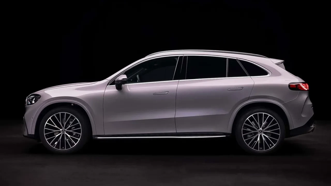 Tamamen elektrikli Mercedes GLC tanıtıldı: Dev ızgarası dikkat çekti
