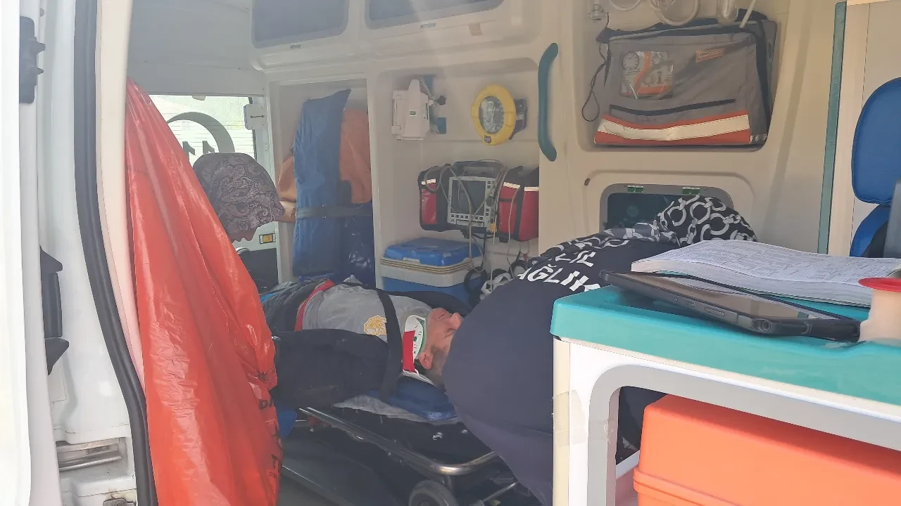 Kırklareli'de dehşete düşüren kaza! Temizlik görevlisinin kolu koptu