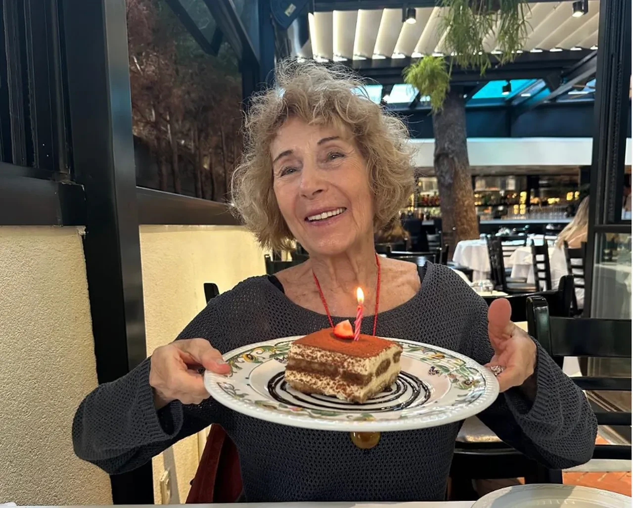 Yazar Ayşe Kulin'in acı günü! Eşi Engin Baraz hayatını kaybetti 