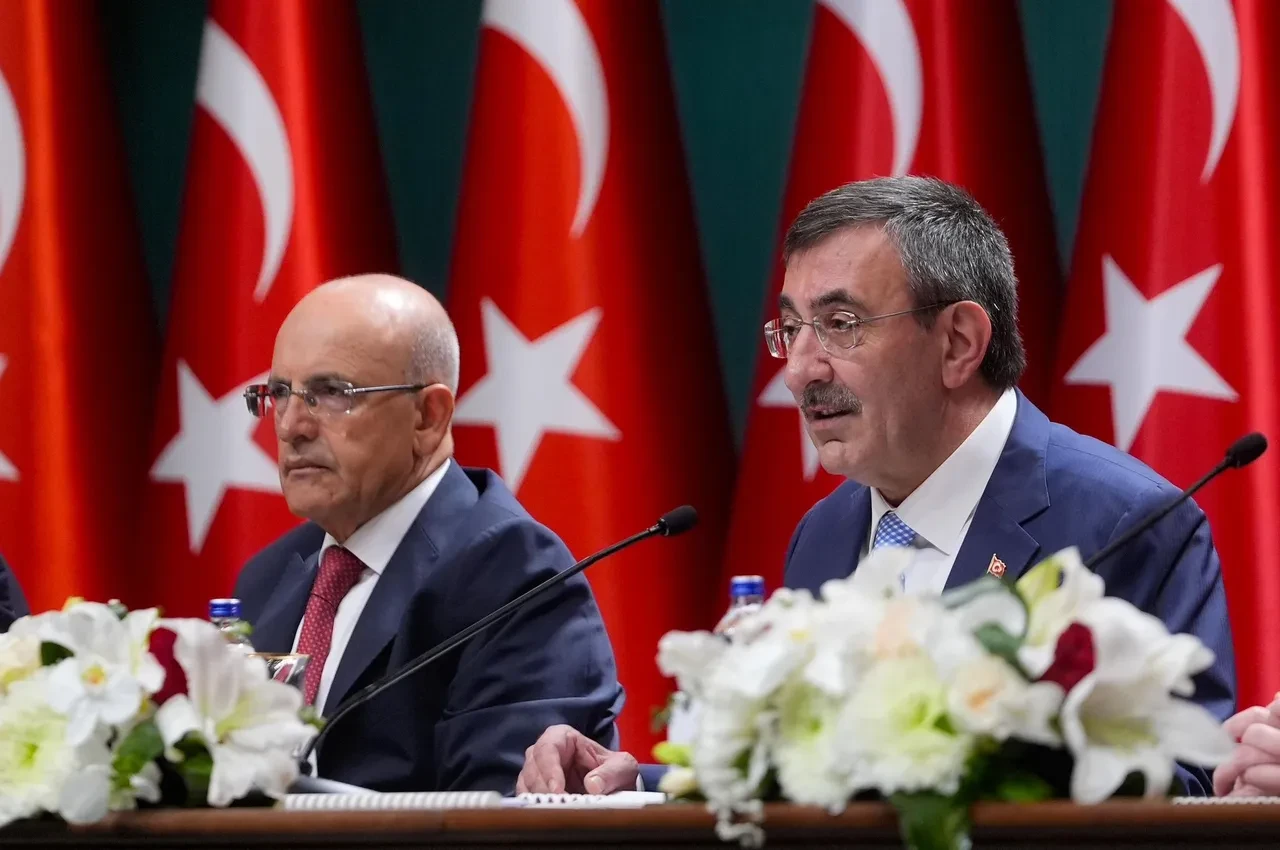 Yeni OVP açıklandı: İşte önümüzdeki 3 yılın enflasyon, büyüme ve işsizlik hedefleri