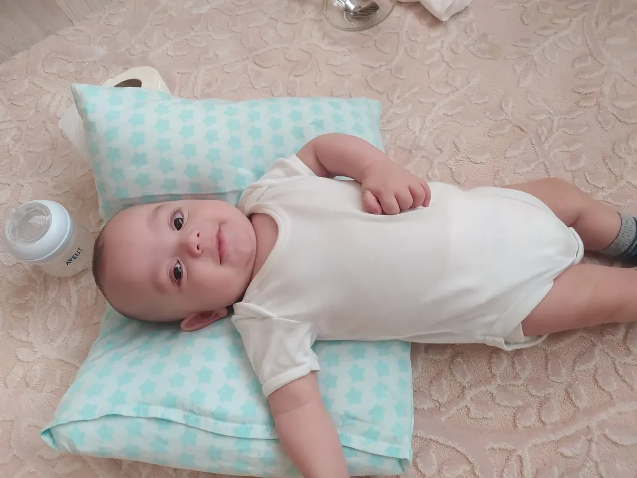 17 günlük bebek kuvözden yere düştü! Sorumlu hemşirenin savunması aileyi çıldırttı
