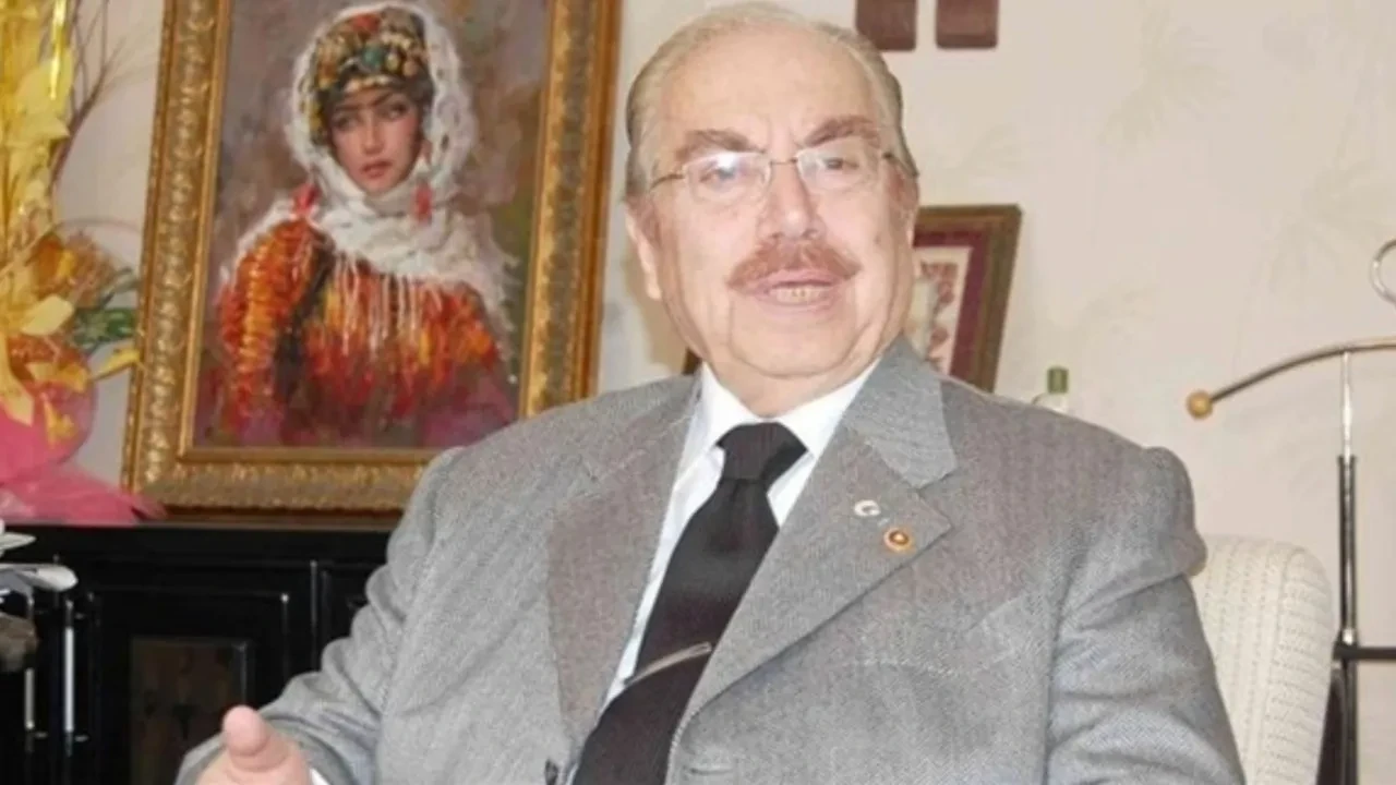 Agah Oktay Güner hayatını kaybetti