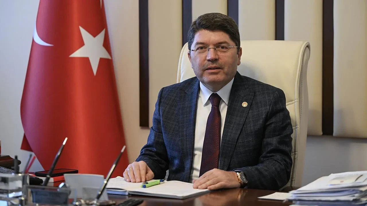 Çek senet alacakları tarih oluyor! Yeni İcra ve İflas Kanunu Taslağı meclise sunulacak: Borçlunun mallarına yazılı süre geçmeden haciz konulamayacak