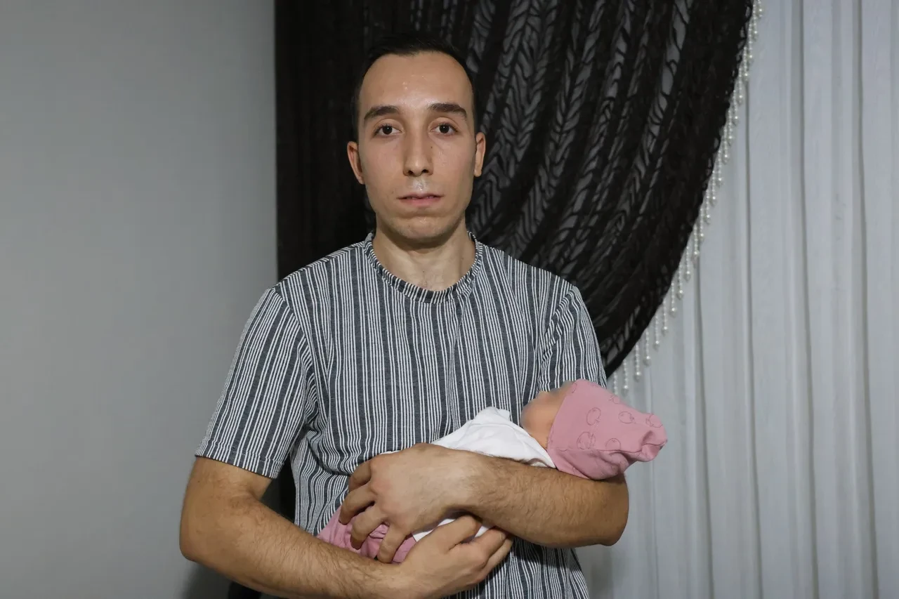 Diyarbakır'da inanılmaz olay! Yeni doğan bebeğiyle eve geldi: Bilekliğini görünce dehşete düştü