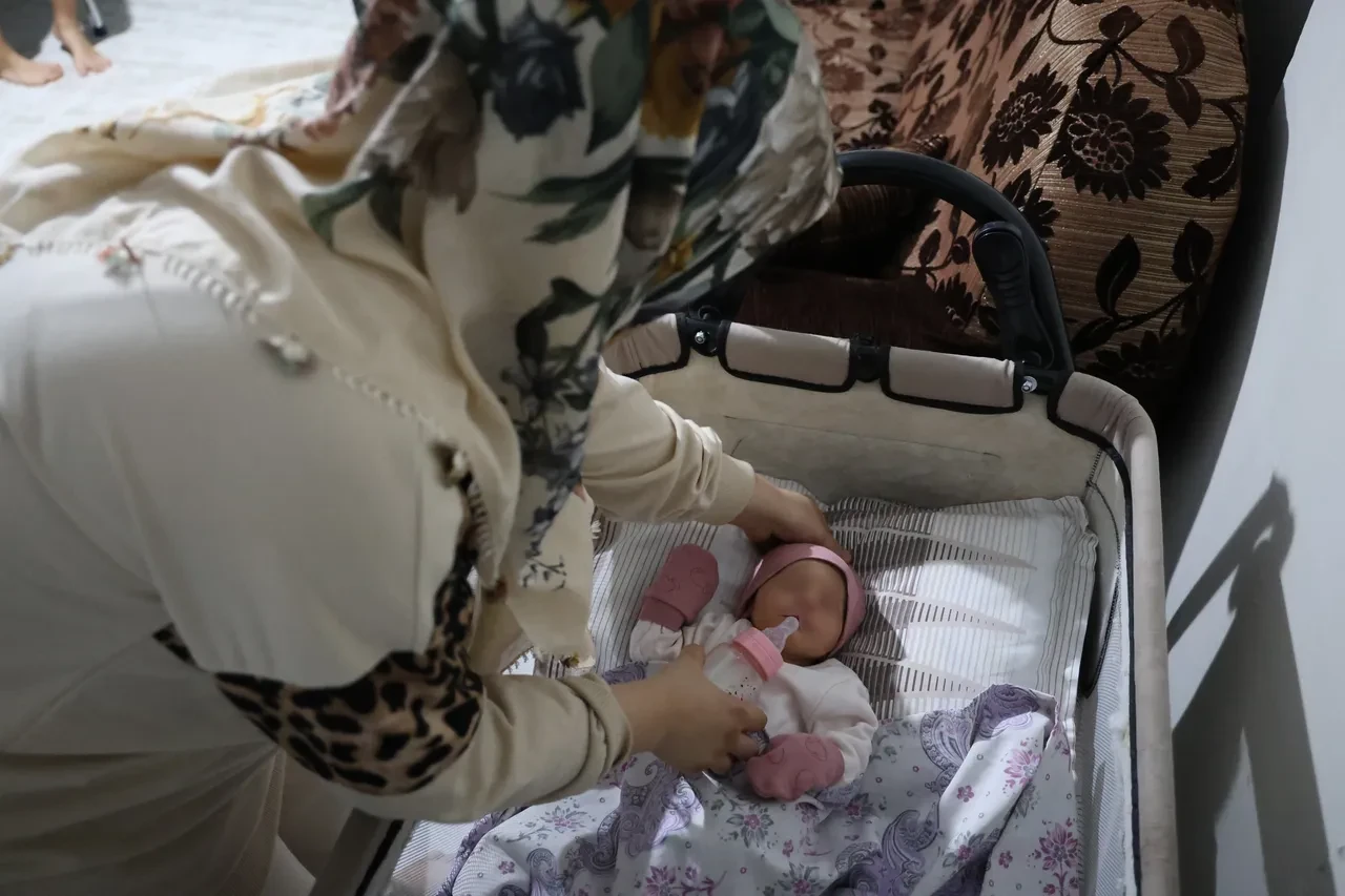 Diyarbakır'da inanılmaz olay! Yeni doğan bebeğiyle eve geldi: Bilekliğini görünce dehşete düştü