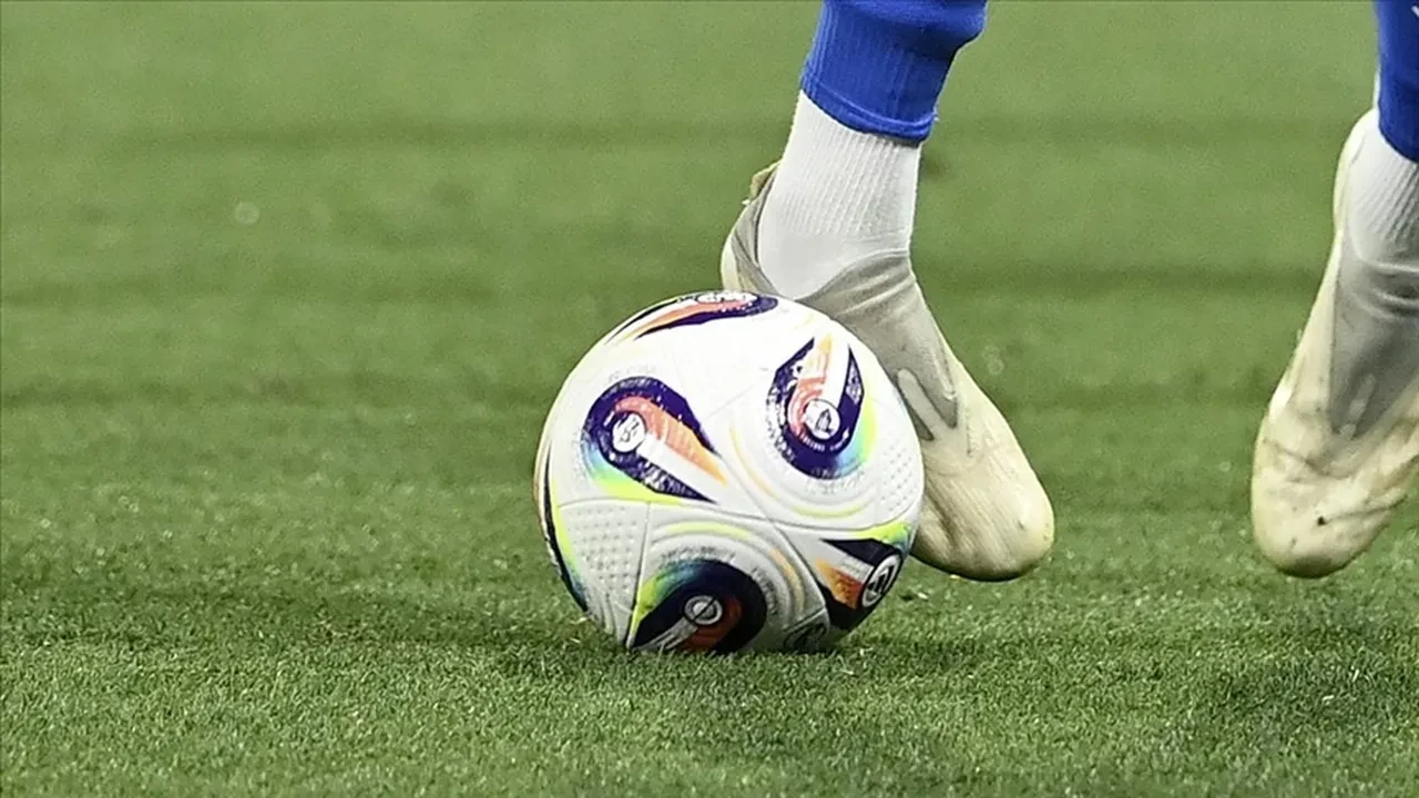 Fransa İzlanda CANLI nereden izlenir? Mbappe ilk 11'de başlıyor