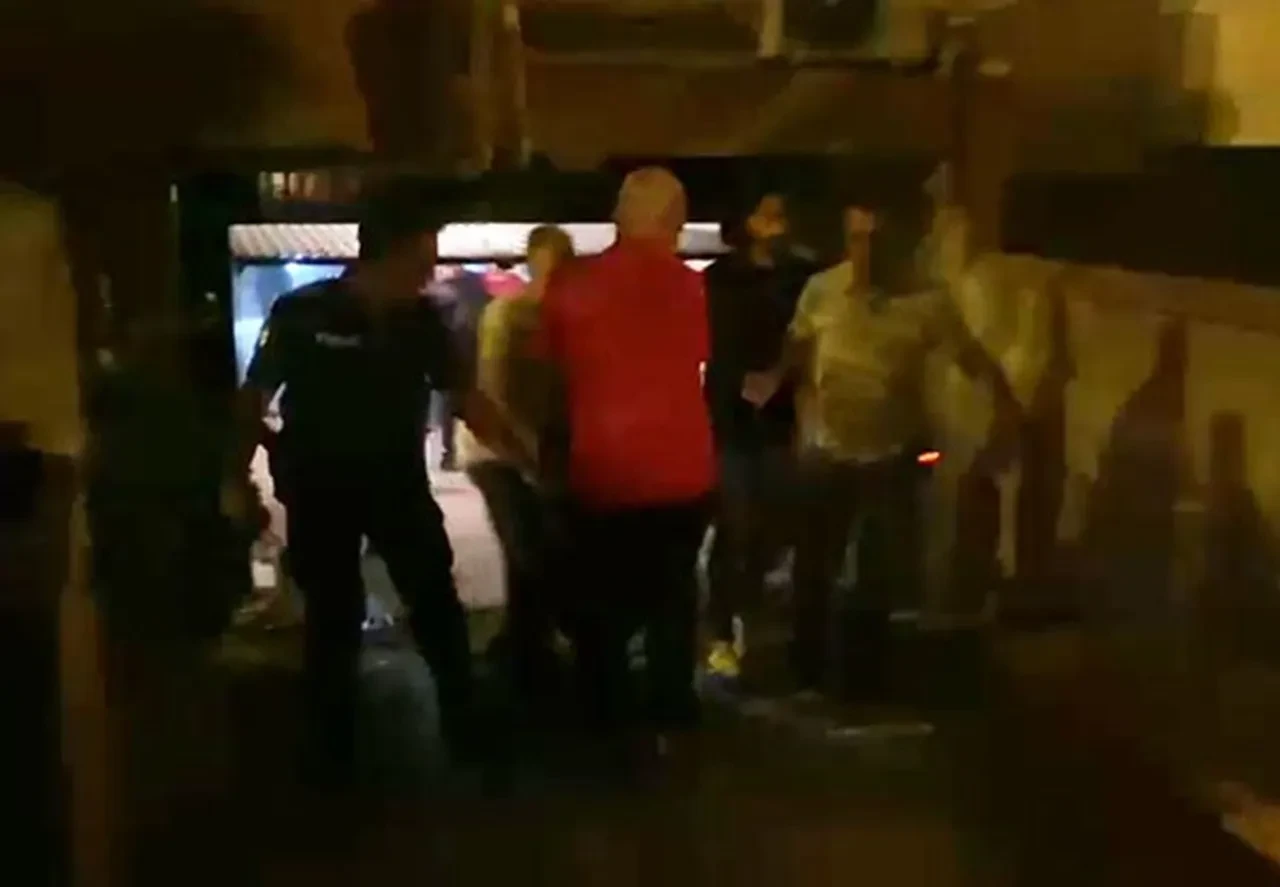 Hava almak için çıkmıştı... 5. kattan beton zemine çakıldı