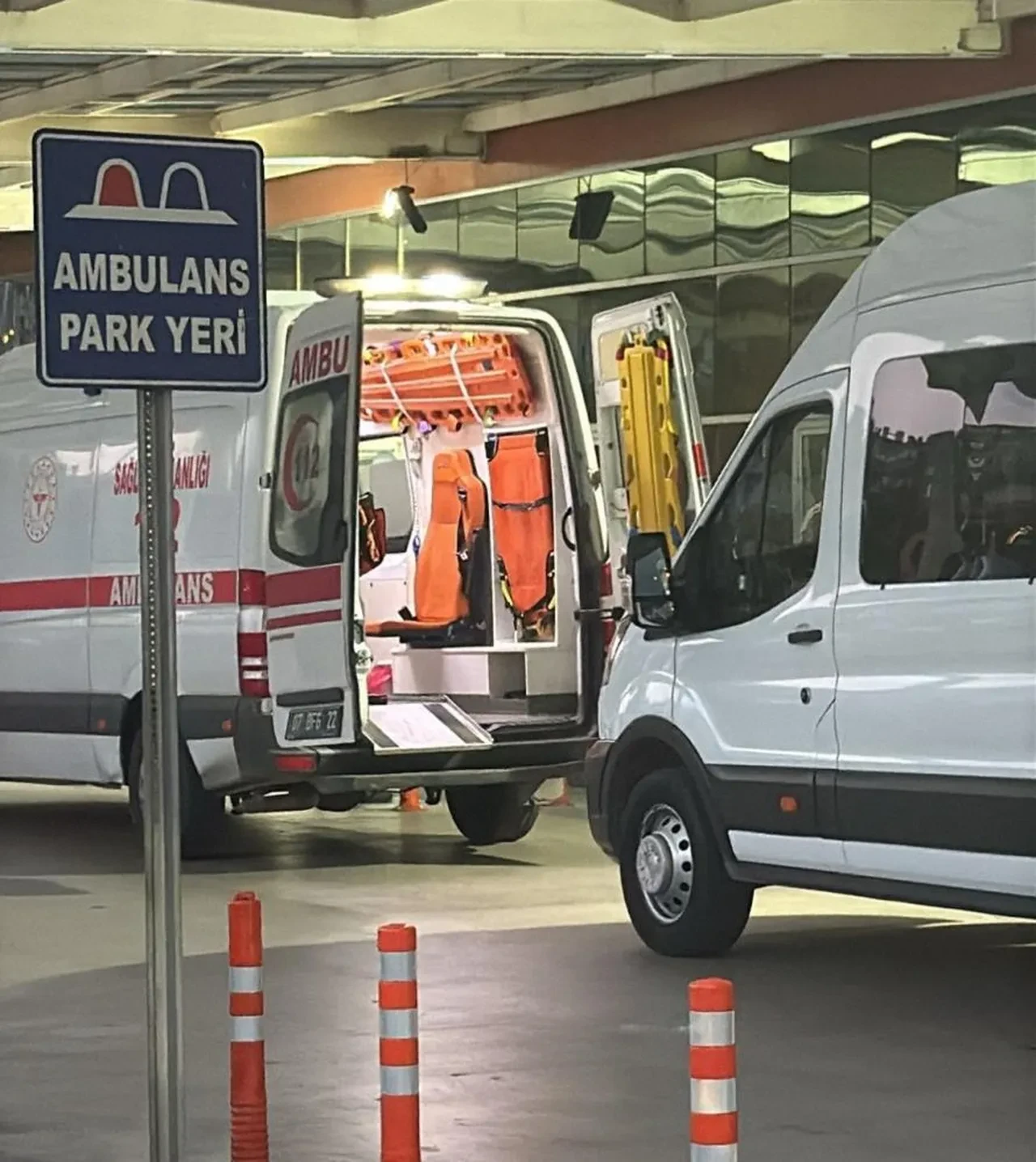 Muhittin Böcek hastaneye kaldırıldı