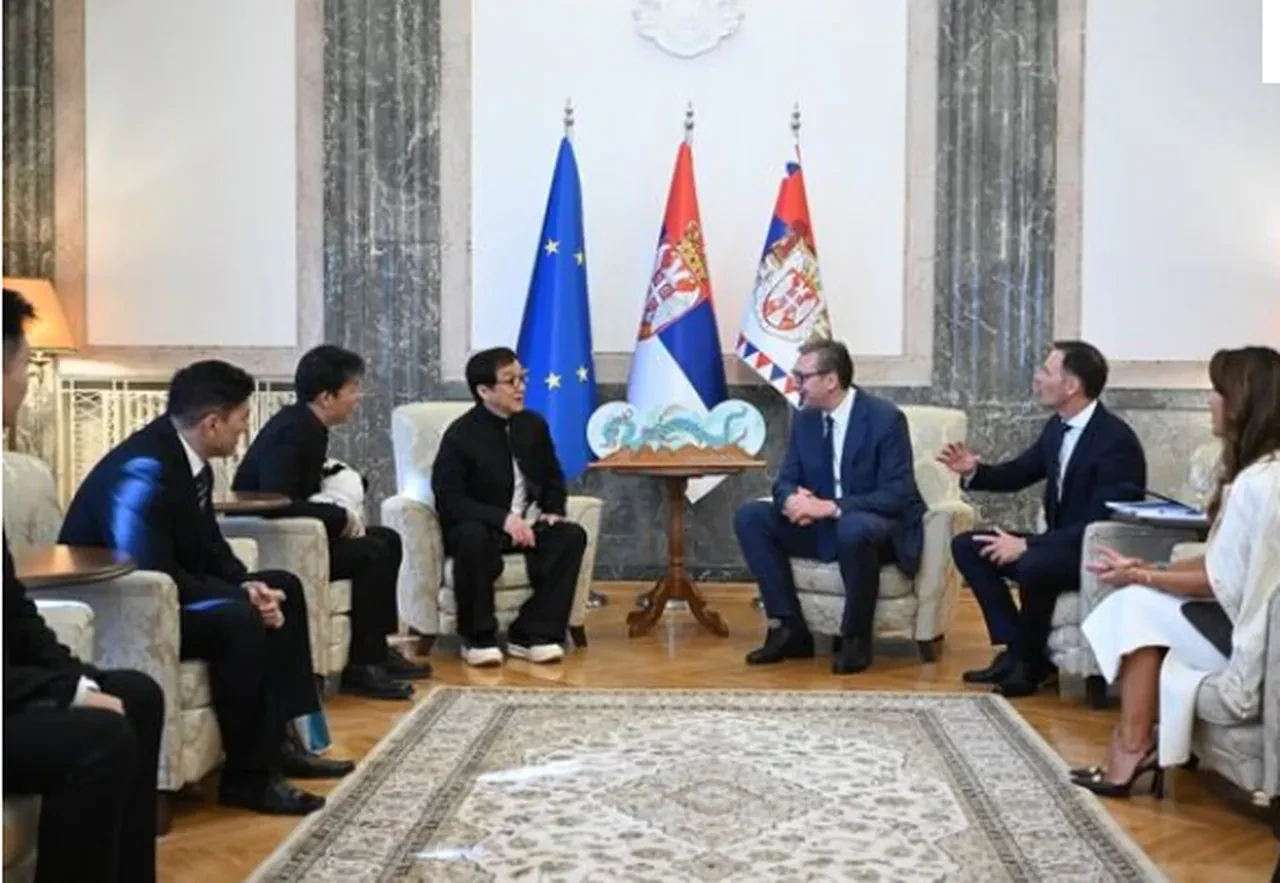 Oyuncu Jackie Chan resmi elçi oldu