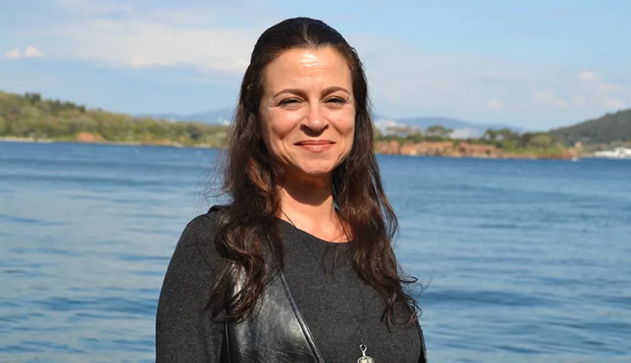 Türkan Şoray, Selvi Boylum Al Yazmalım'ın küçük Samet'i ile yıllar sonra buluştu