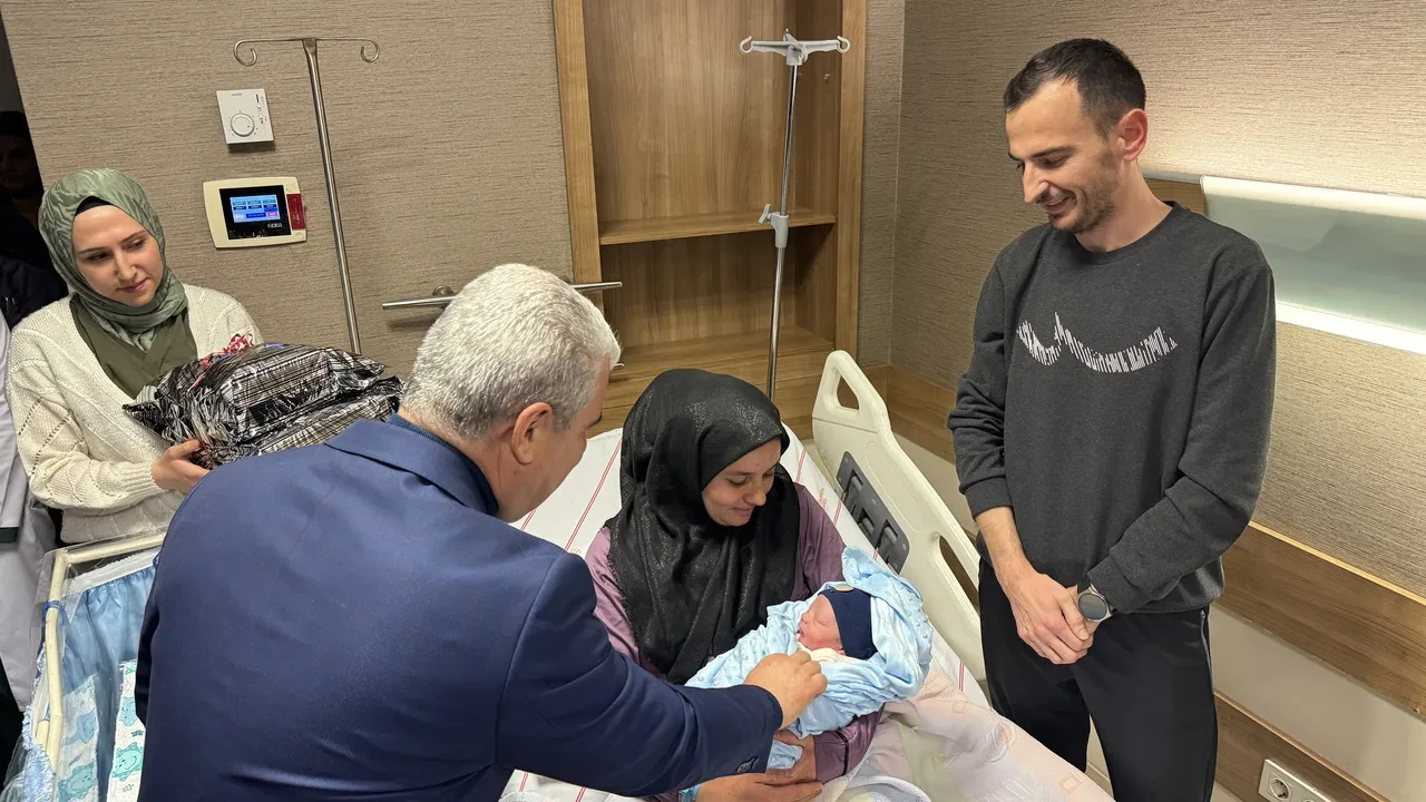 2026 yılının ilk bebekleri dünyaya geldi