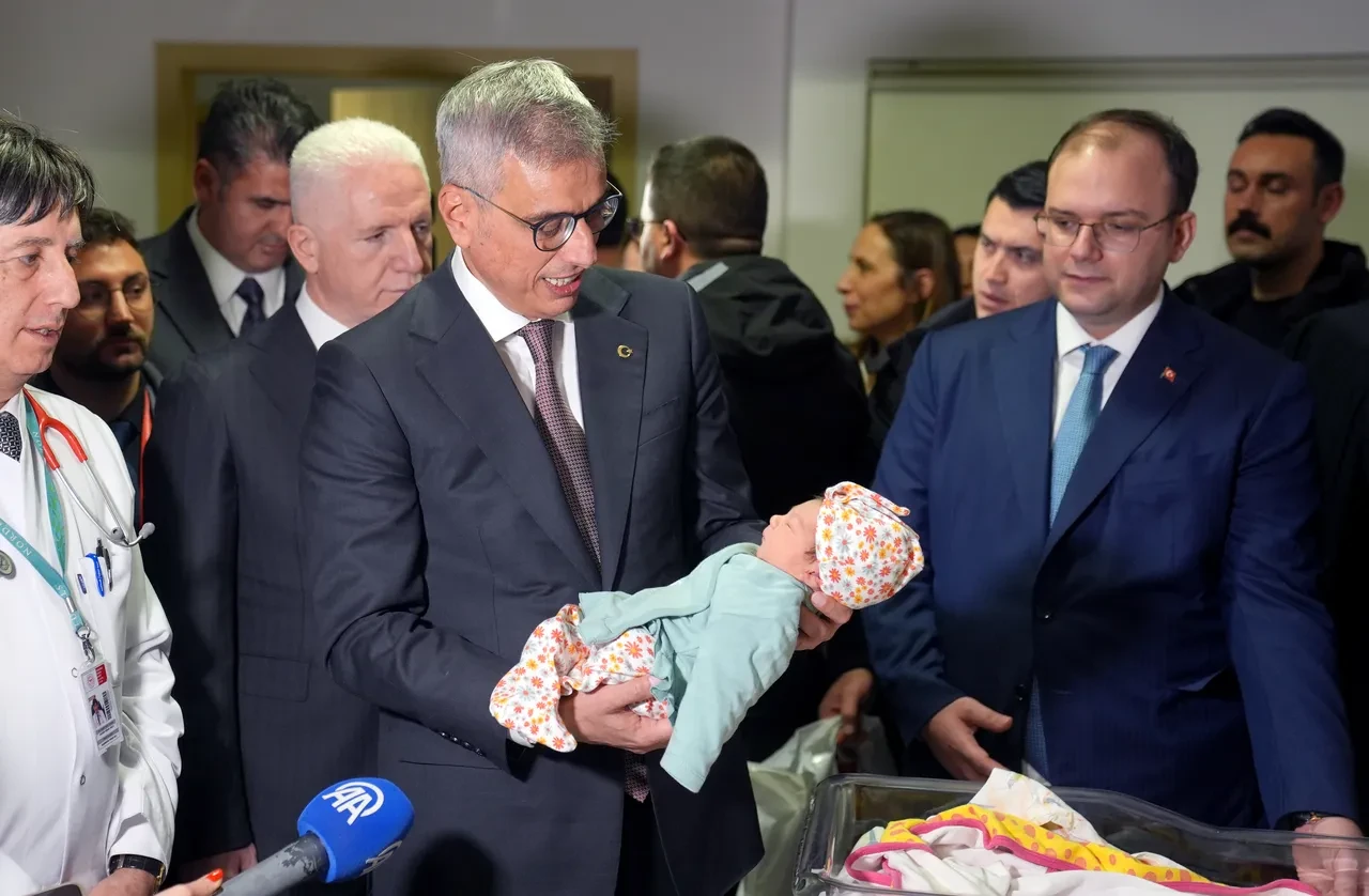 2026 yılının ilk bebekleri dünyaya geldi