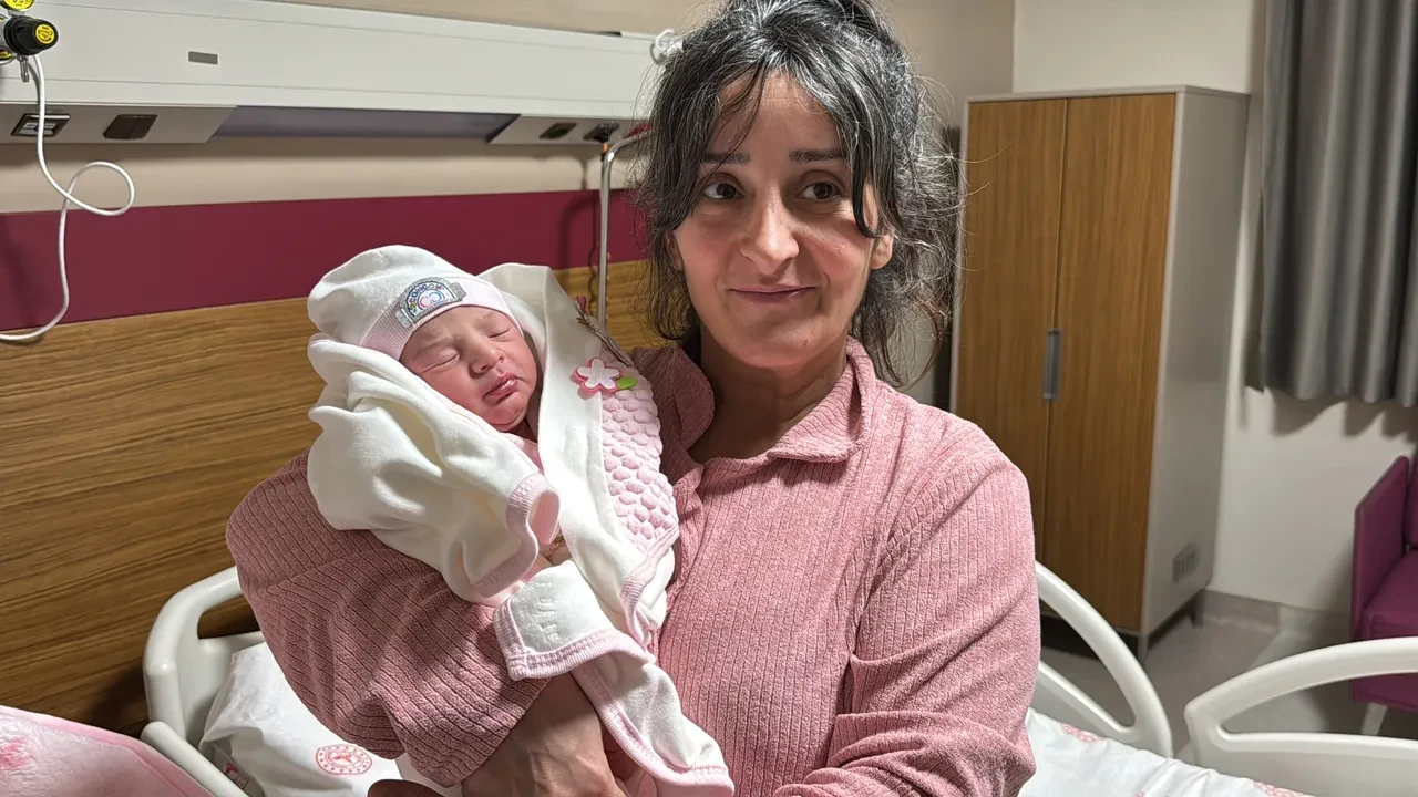 2026 yılının ilk bebekleri dünyaya geldi