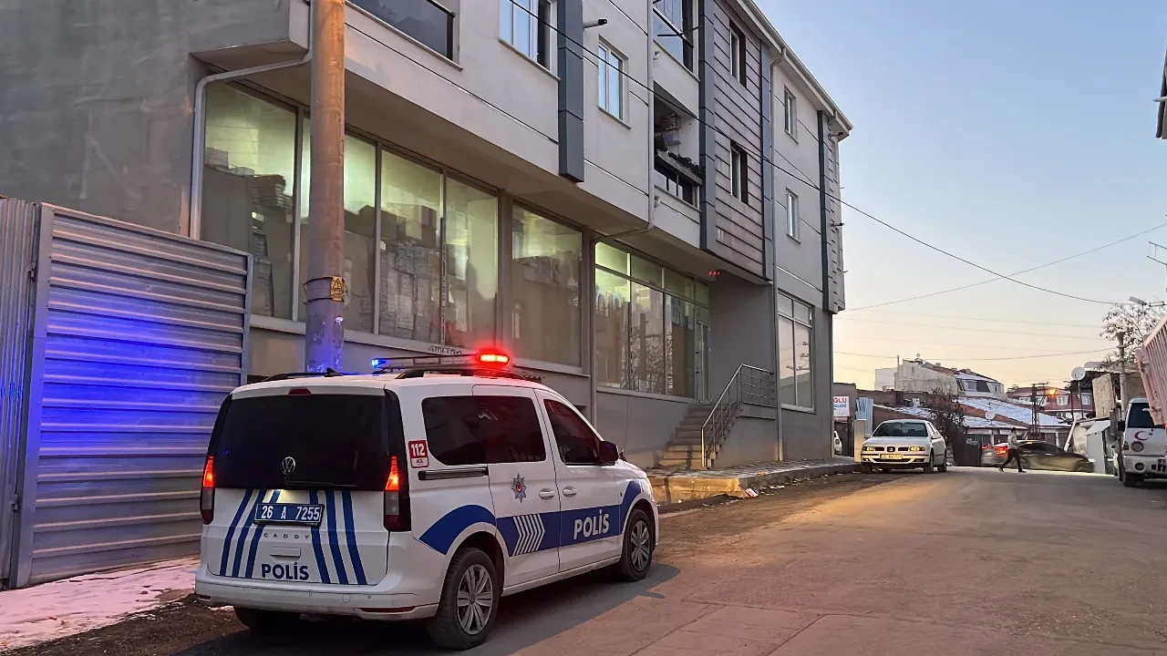 Anne ve iki çocuğu zehirlendi! Son anda ihbar etti, sebebi kahvehane çıktı