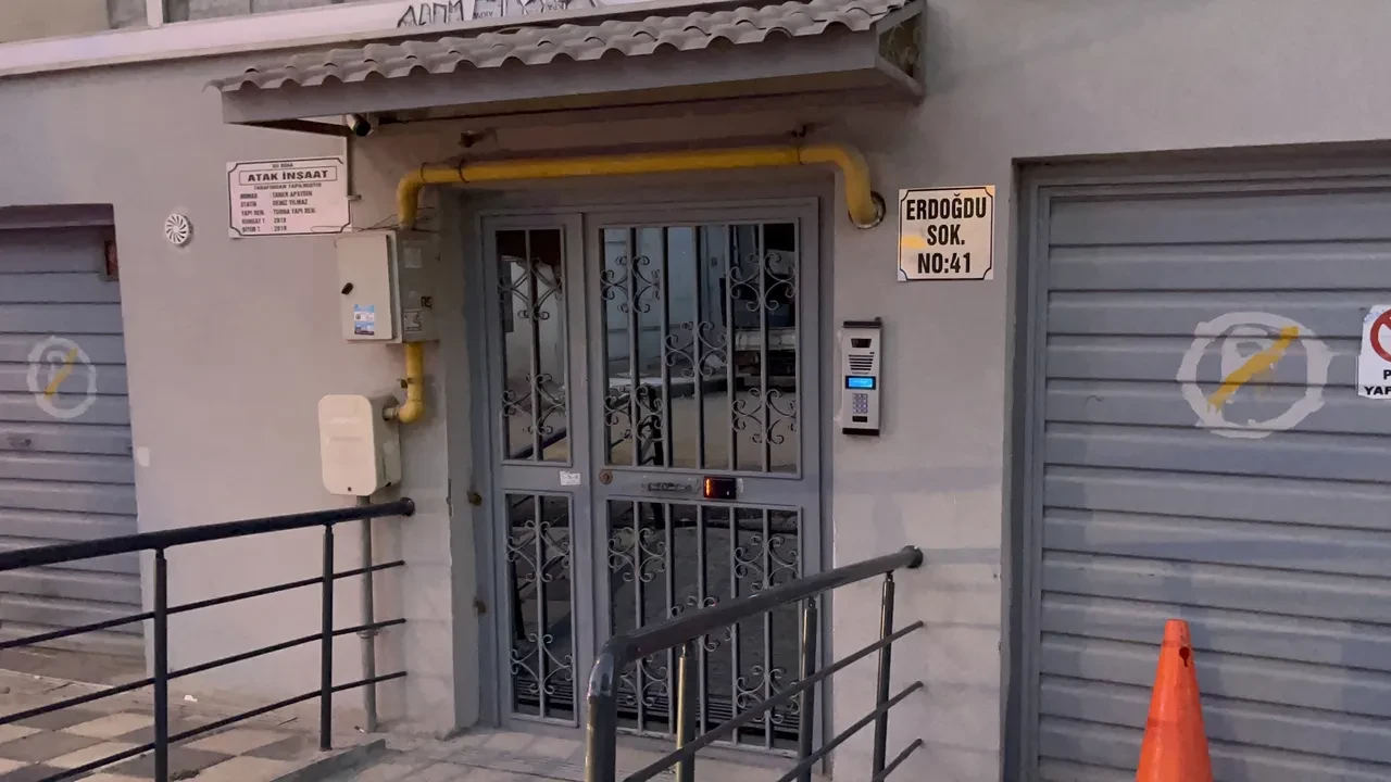 Anne ve iki çocuğu zehirlendi! Son anda ihbar etti, sebebi kahvehane çıktı