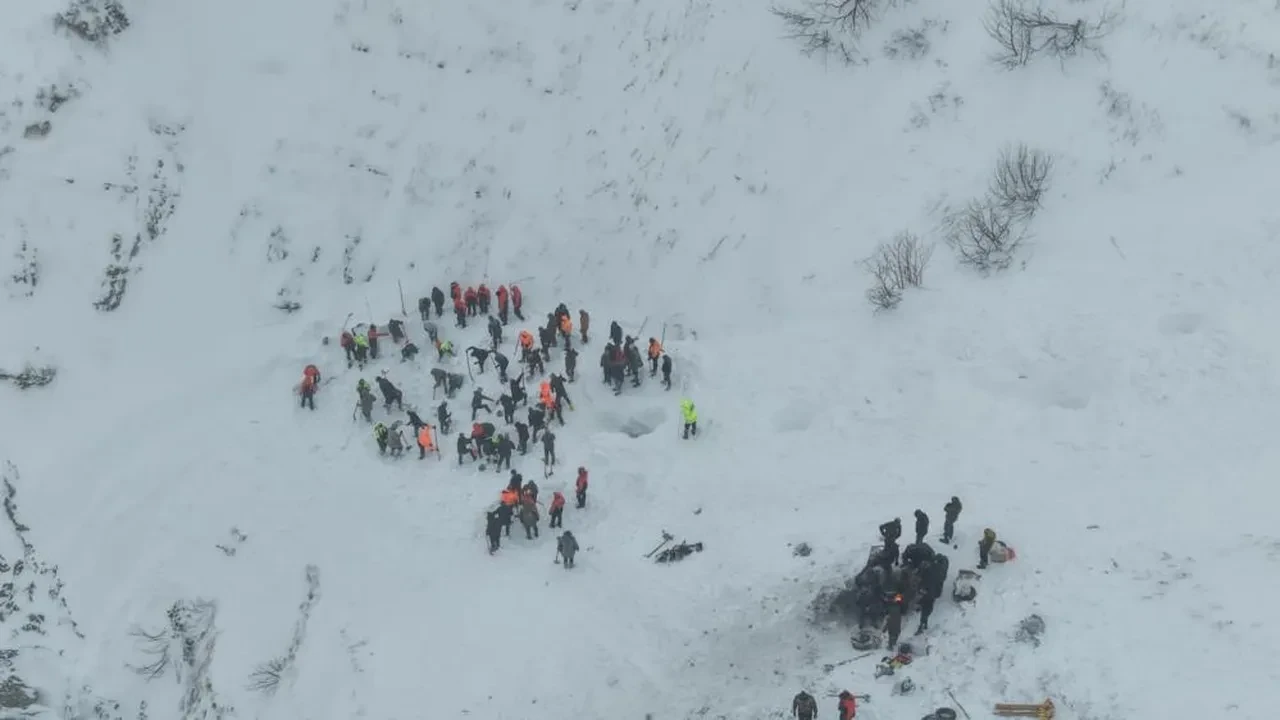 Artvin'de çığ felaketi! Bir çobanın daha cansız bedenine ulaşıldı