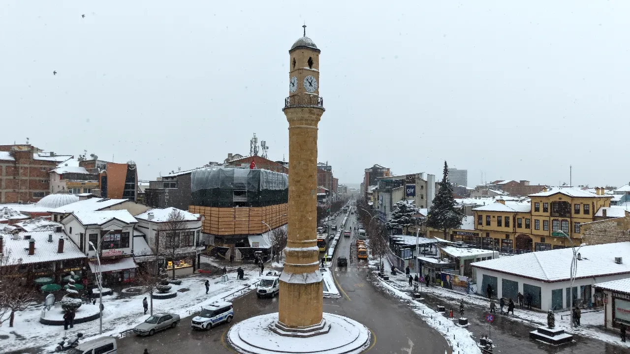 Çorum Valiliği beklenen açıklamayı yaptı! Yarın Çorum’da okullar tatil mi?