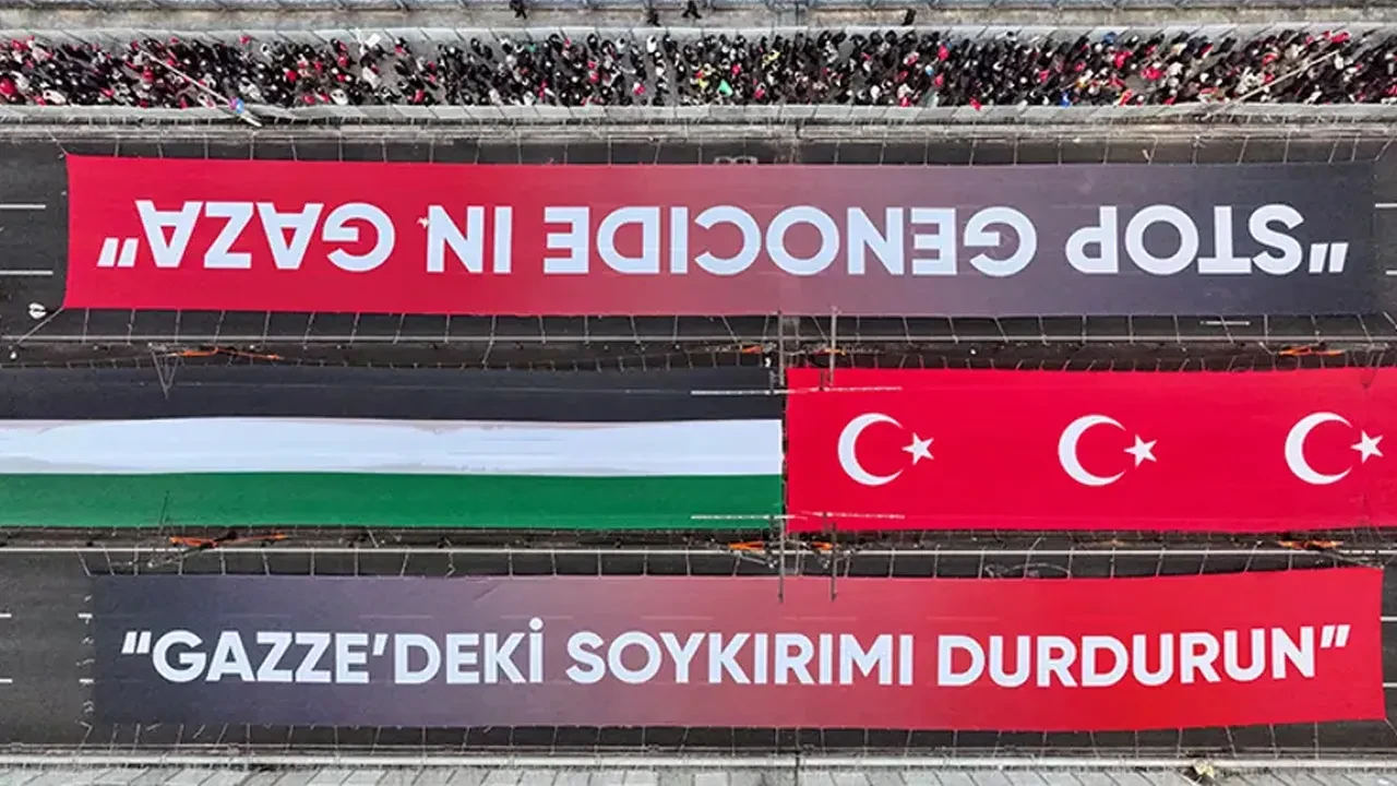 İstanbul'da büyük Gazze yürüyüşü! Yüz binlerce kişi tek yürek 