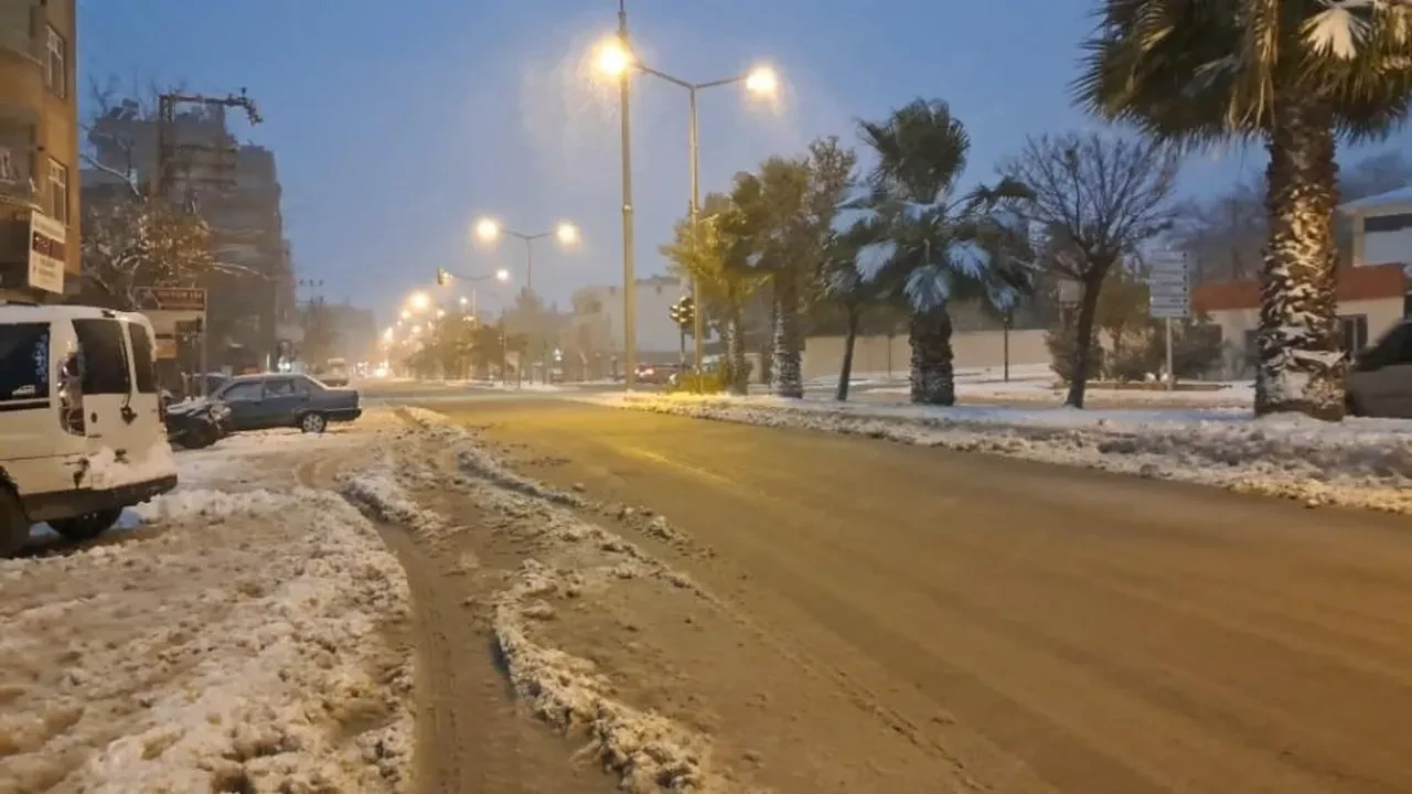 Eğitime kar arası! İşte okulların tatil edildiği illerimiz